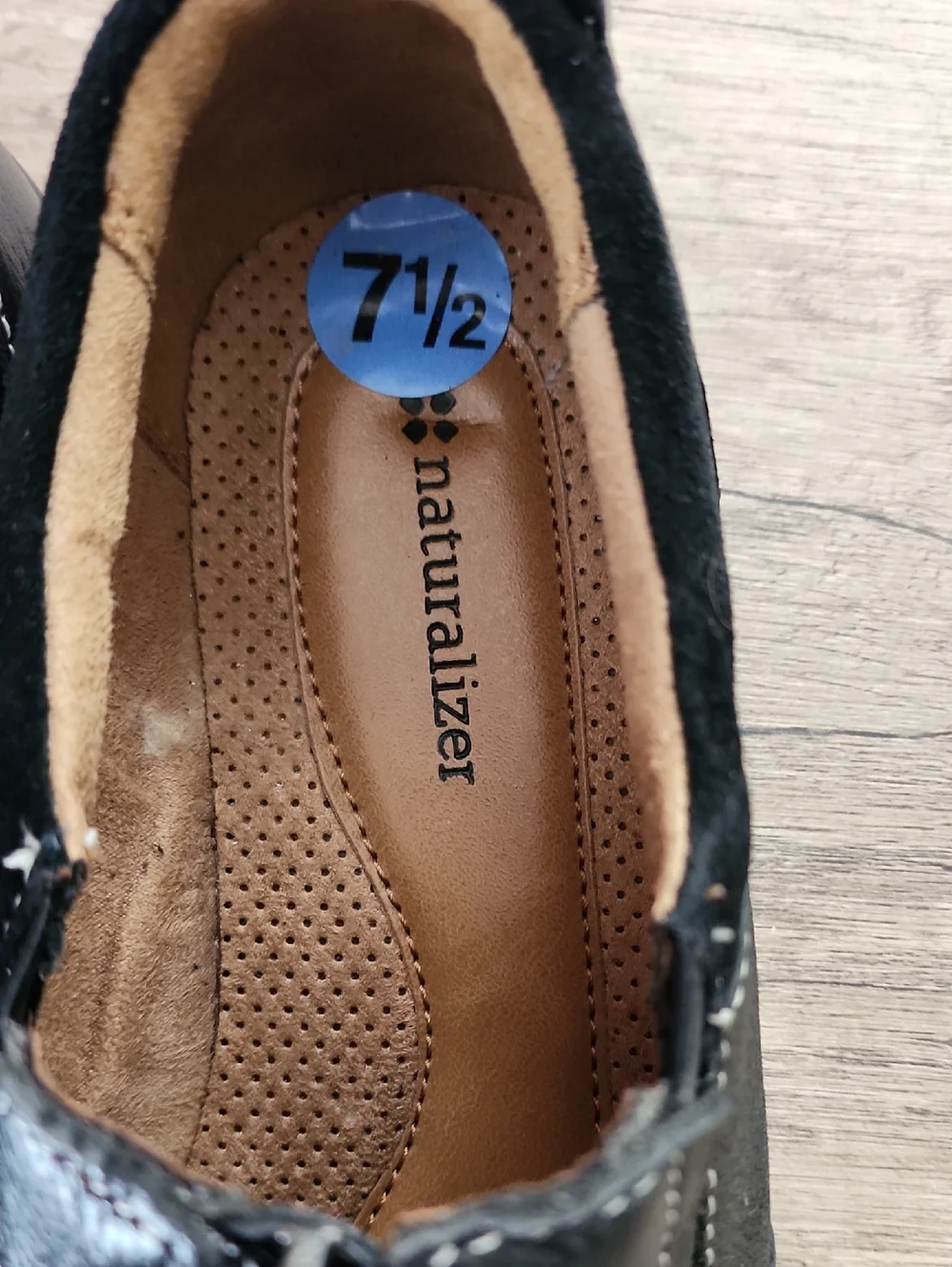 Naturalizer Black Leather Zip Comfort Loafers Flats 7.5M NWOT